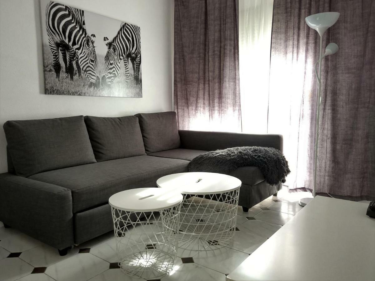 Apartamento Capuchinos Malaga Zewnętrze zdjęcie