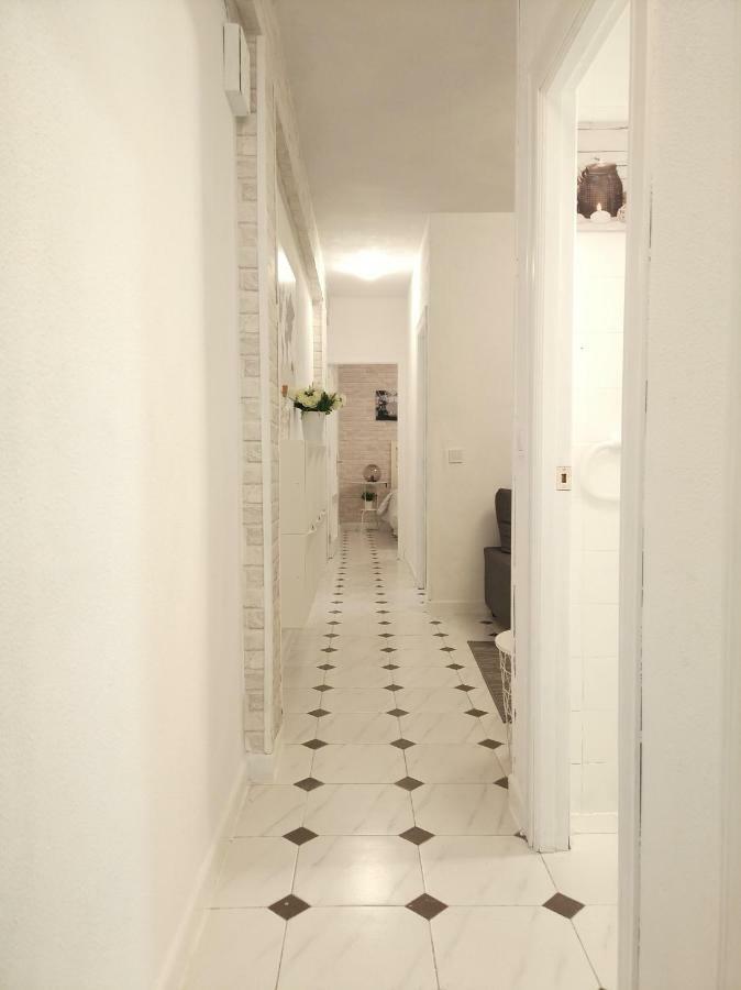 Apartamento Capuchinos Malaga Zewnętrze zdjęcie