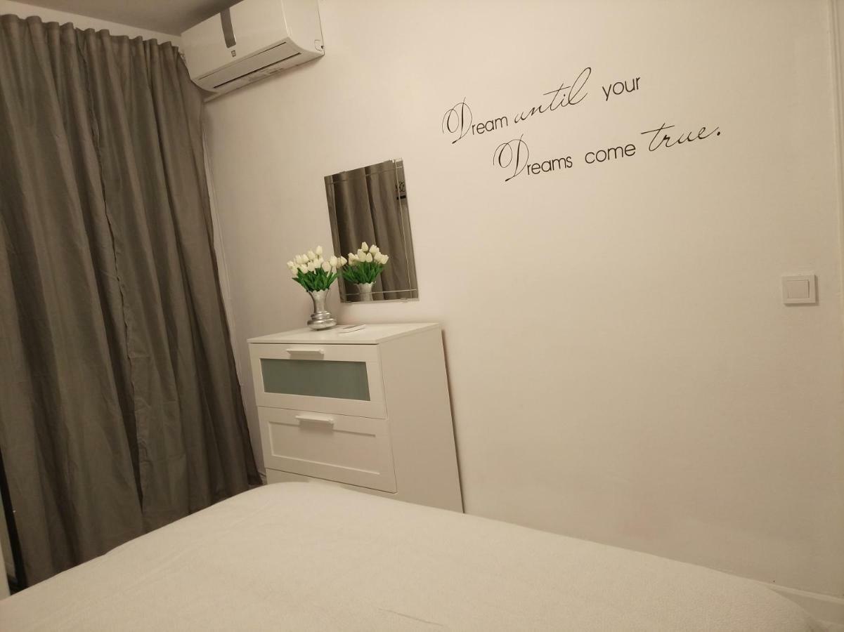 Apartamento Capuchinos Malaga Zewnętrze zdjęcie